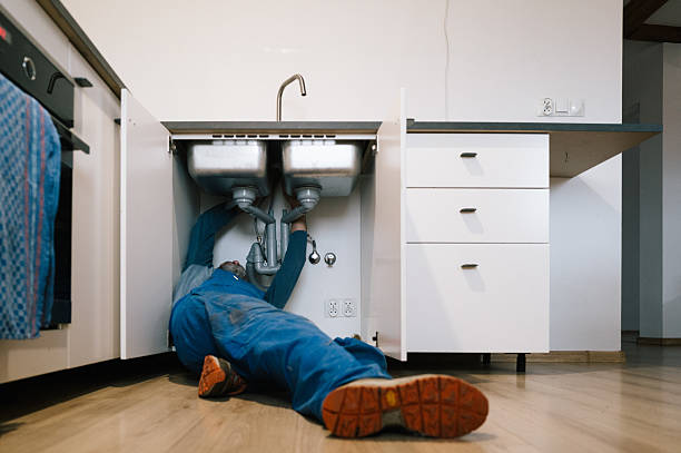 Professional Leak Detection technician working in Woodbury Heights, NJ